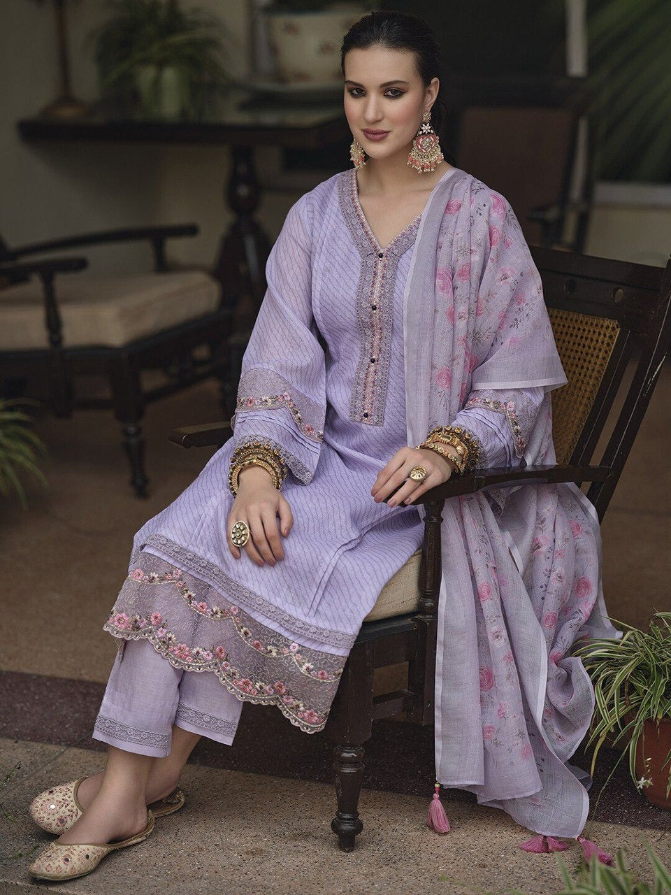 Embroidered Linen Cotton Kurta Set- Lavender