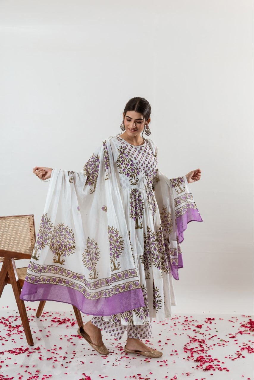 Lavender Anar Kurta with blockprinted Pallazo.