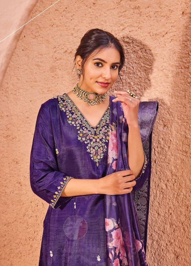 Kurti Pant with Heavy Dupatta, Pure Dola Silk- Amethyst