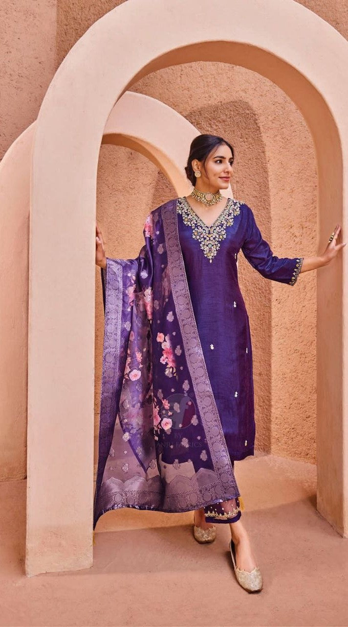 Kurti Pant with Heavy Dupatta, Pure Dola Silk- Amethyst