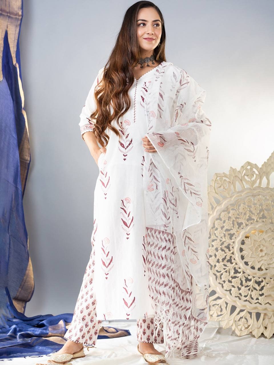 Very Soft cotton White elegant  Kurta set with Dupatta & trousers