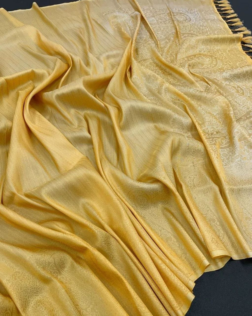 Kubera Pattu Silk Saree Rich Pallu &amp; Brocade Kubera Silk Blouse