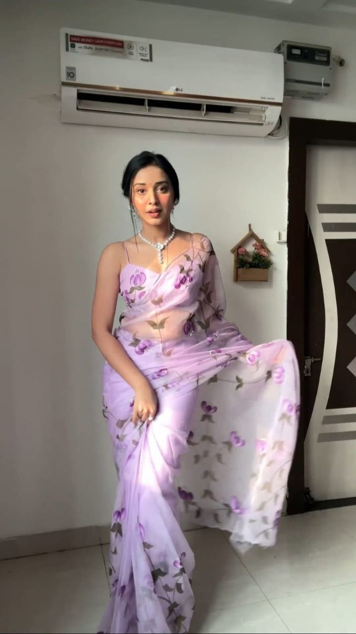 Lavender Floral Print Classy Saree